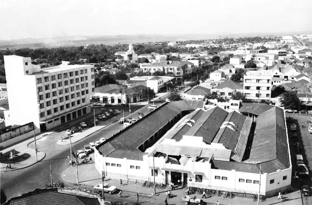 Mercado Municipal de Goiânia em 1968. (hoje Pathenon Center)